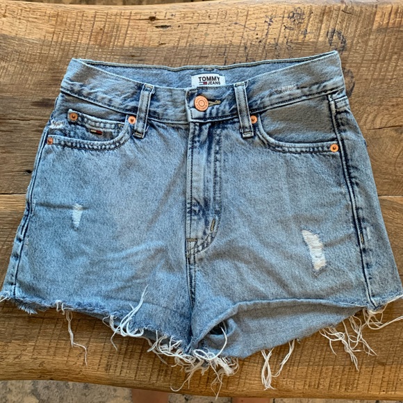 Tommy Jeans Denim Shorts - Picture 2 of 3
